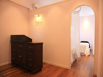 KJ Studio^VK|[̓Xʐ^